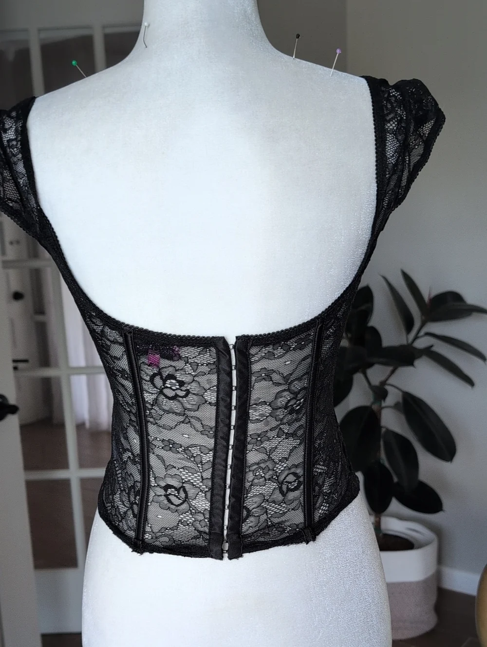 Edikted Black Lace Boned Bustier Corset Top - Small - Picture 5 of 9